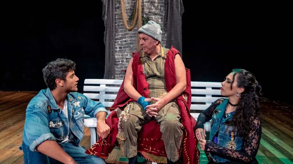 Peça "O Futuro da Humanidade" em SP: Emoção, Reflexão e Obra de Augusto Cury no Teatro